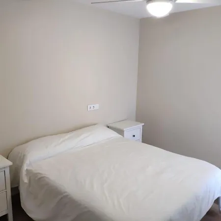 Piso Amplio Con 4 Habitacioneas Y Parking Privado Apartament *